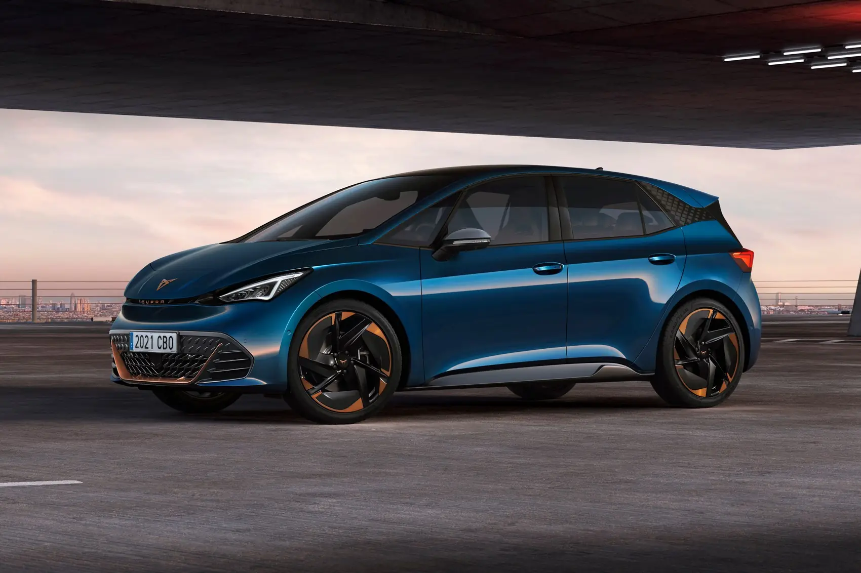 SEAT перетворив найбільш затребуваний електромобіль VW в модель з запасом ходу 540 км