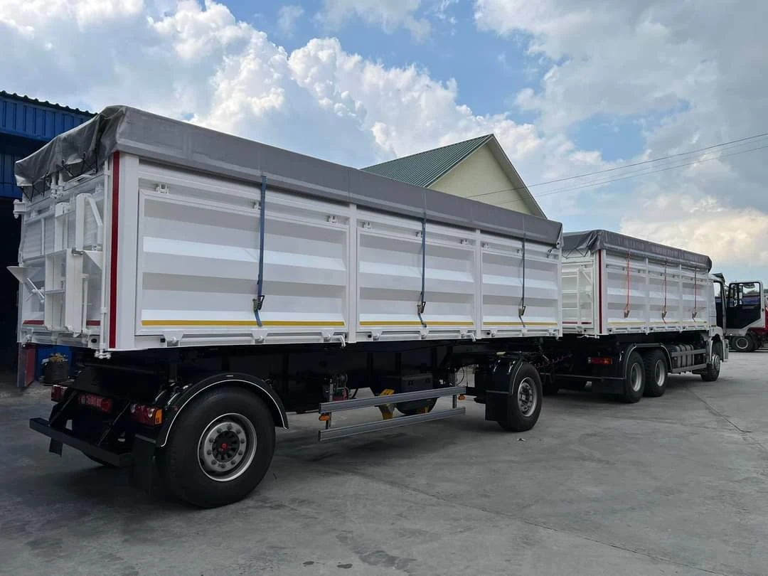 автопоезд-зерновоз SCHACMAN F3000