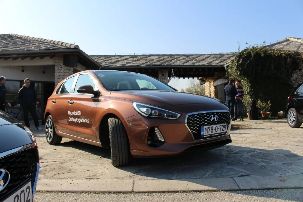 hyundai_i30_2017