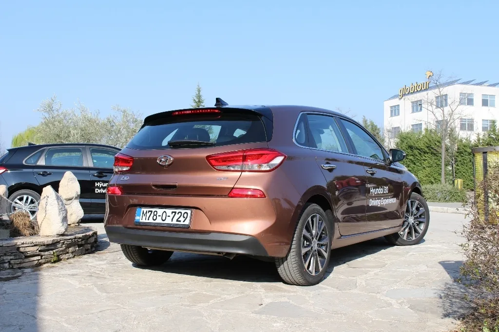 hyundai_i30_2017