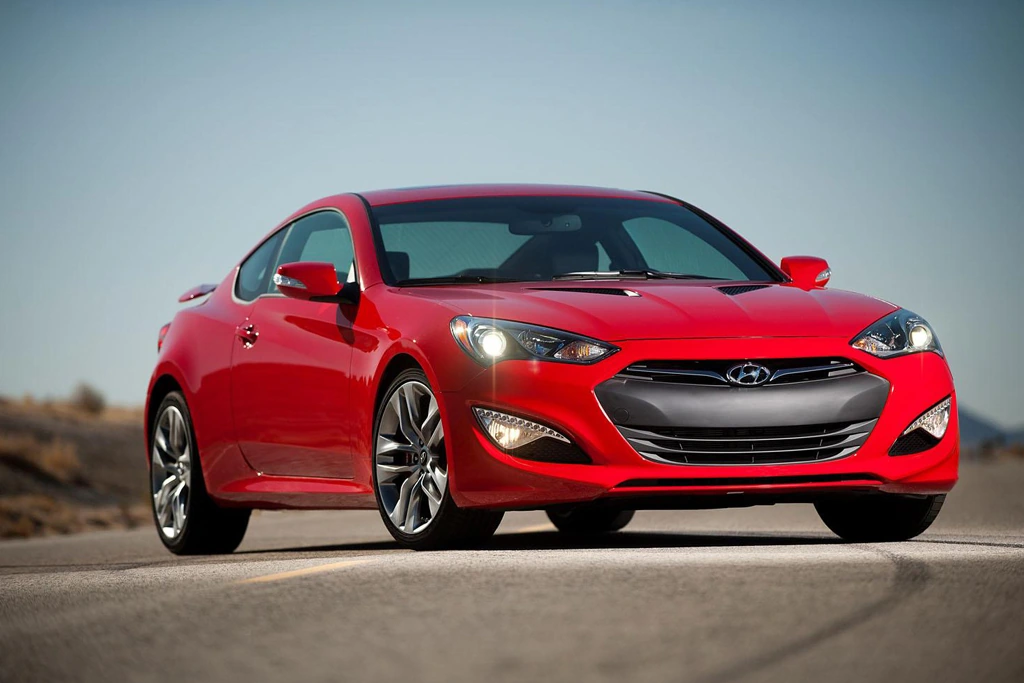 Обновленное купе Hyundai Genesis рассекречено