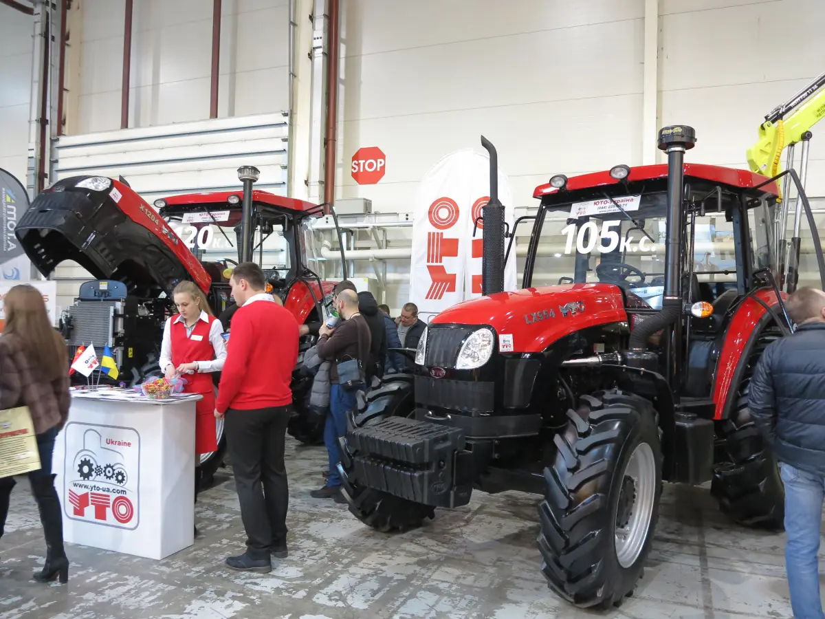 Тракторы YTO на выставке в Киеве (видео)