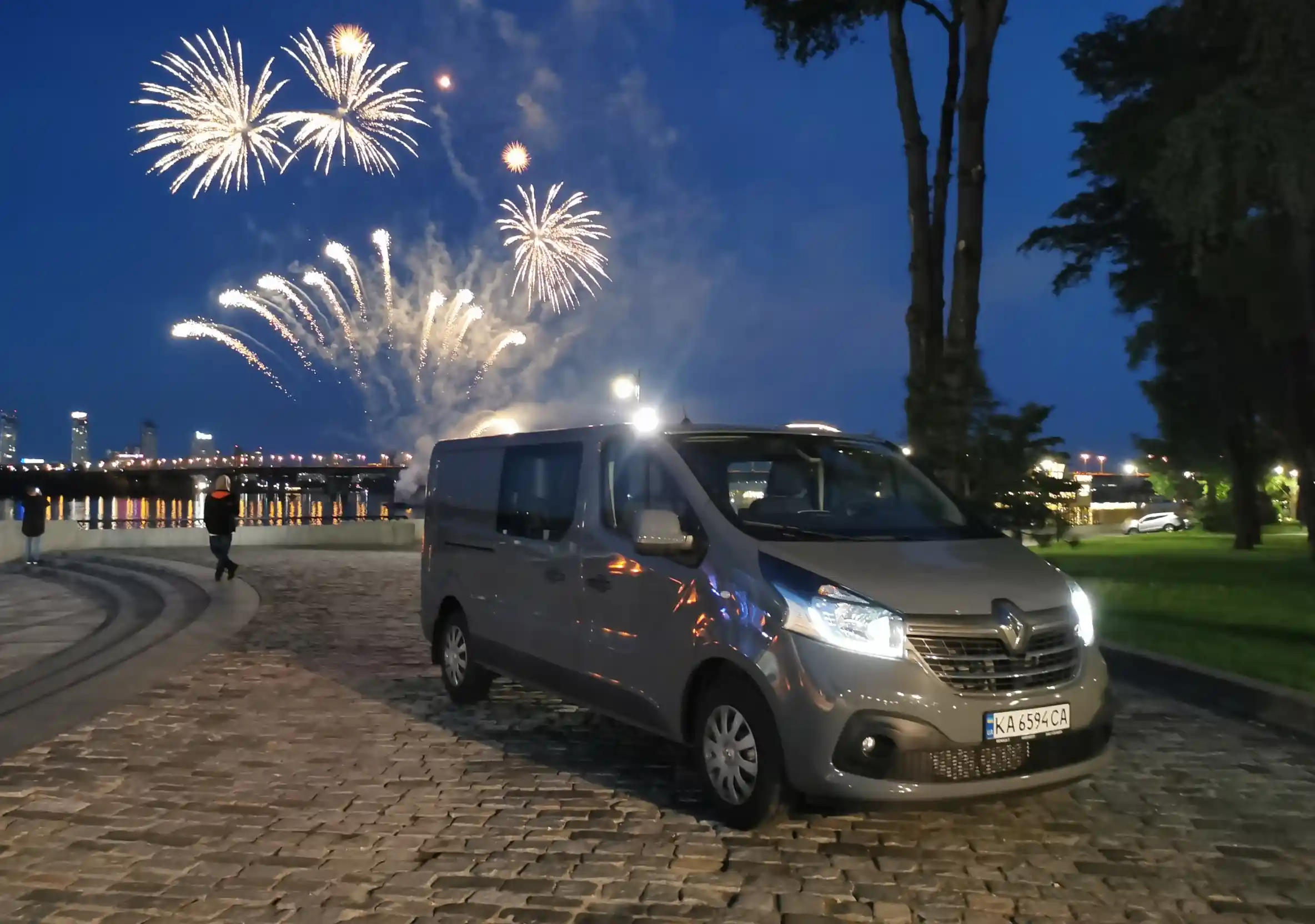 Renault Trafic Crew Сab – первый тест-драйв в Украине (видео)