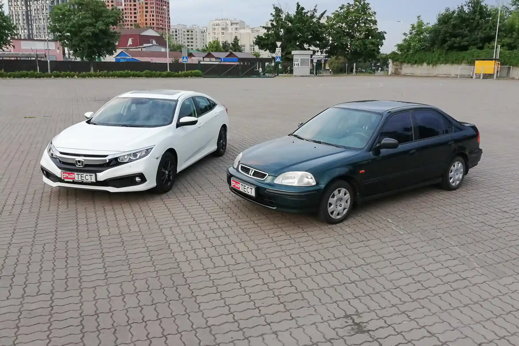 Тест-драйв Honda Civic: шукаємо оновлення десятого покоління та згадуємо історію моделі (відео)