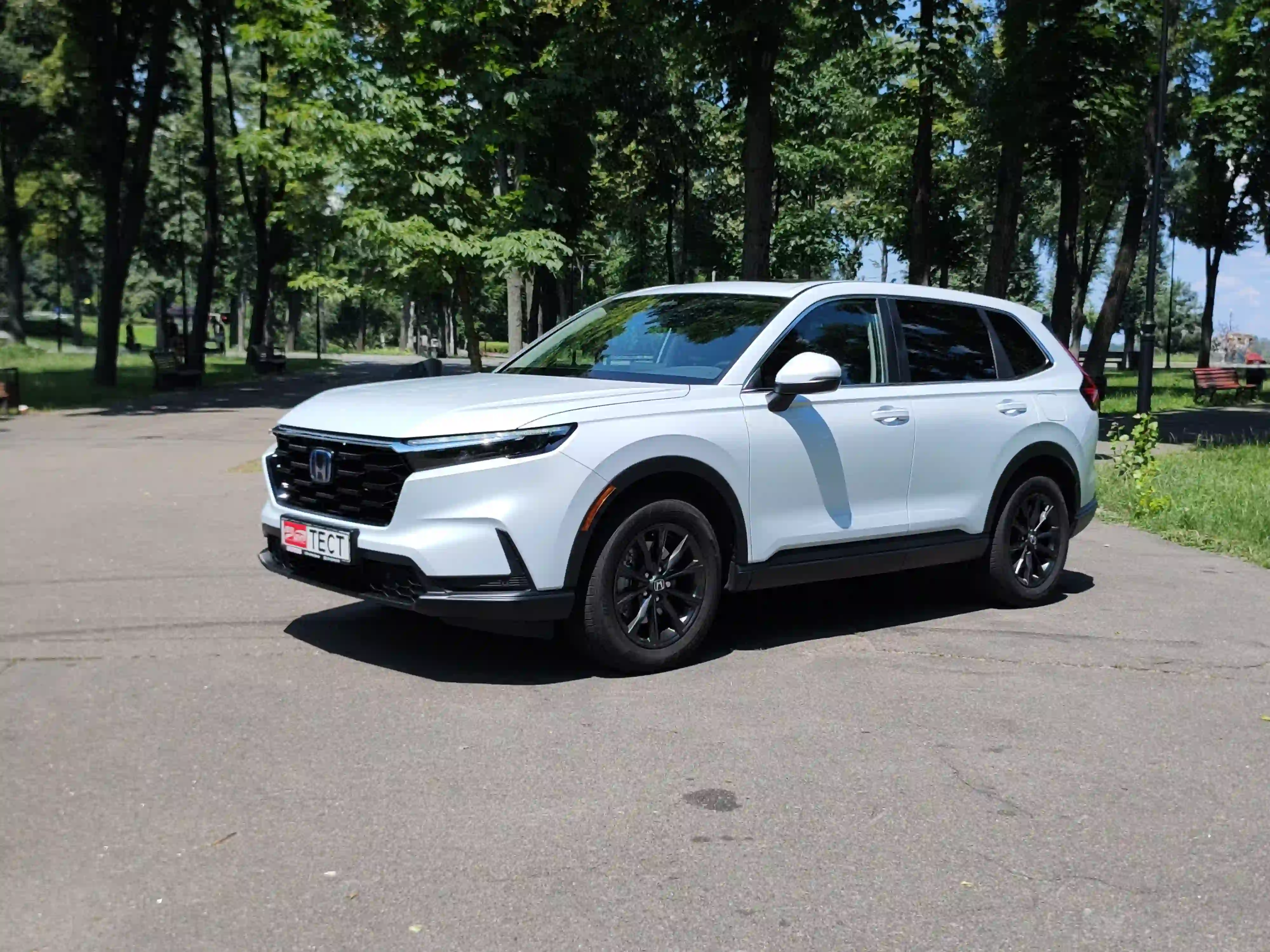 Honda CR-V E:HEV – німецька практичність, японський підхід