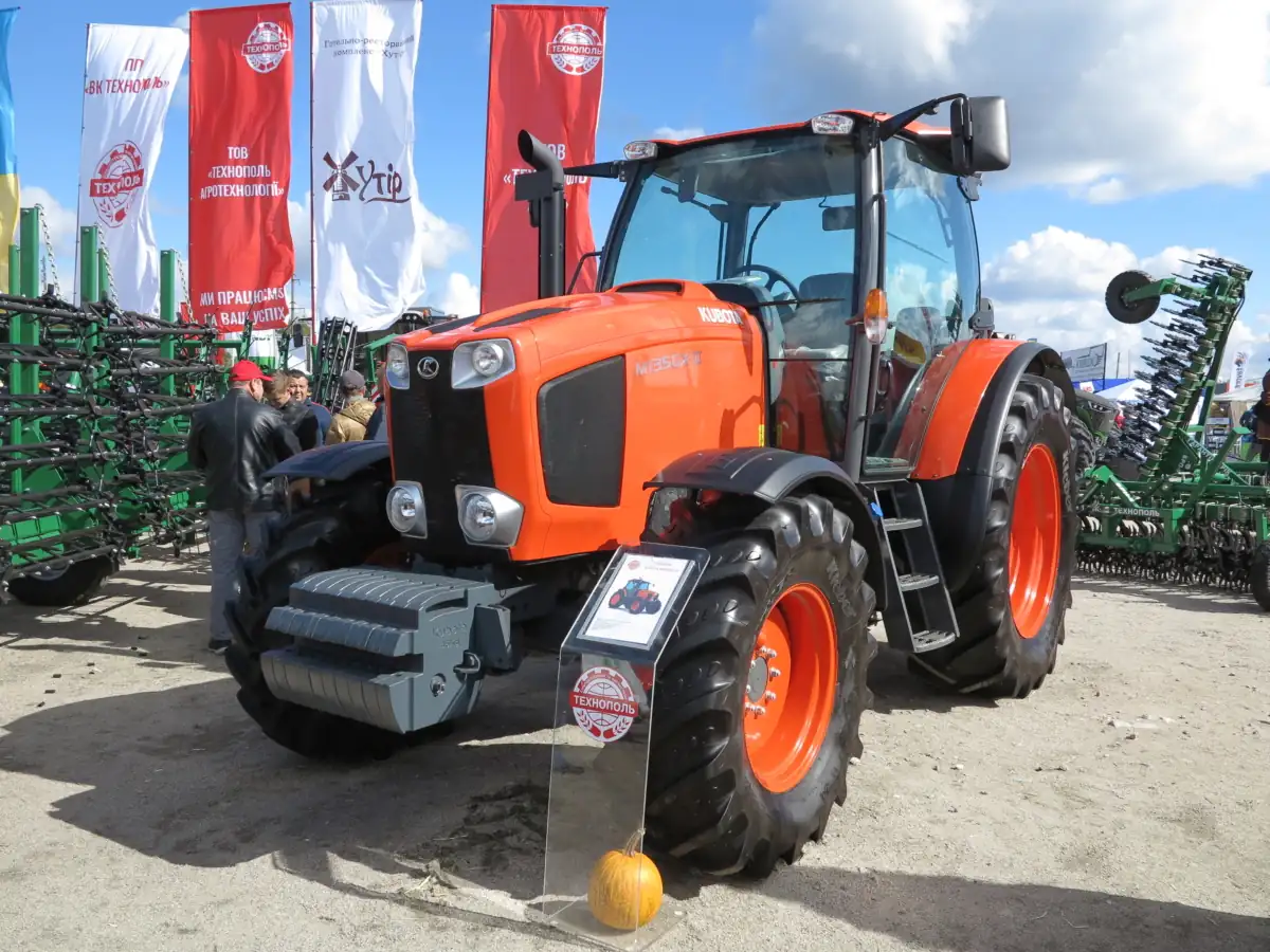 Тракторы Kubota в преддверии посевной кампании (видео)