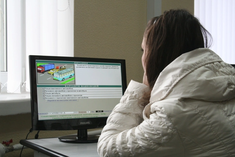 Новые тесты ПДД вынесли на общественное обсуждение