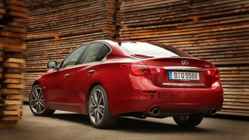 Infiniti Q50