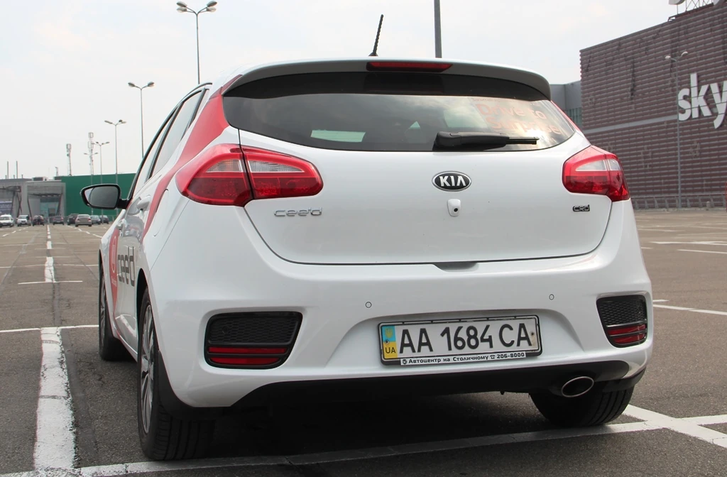 kiaceed2016