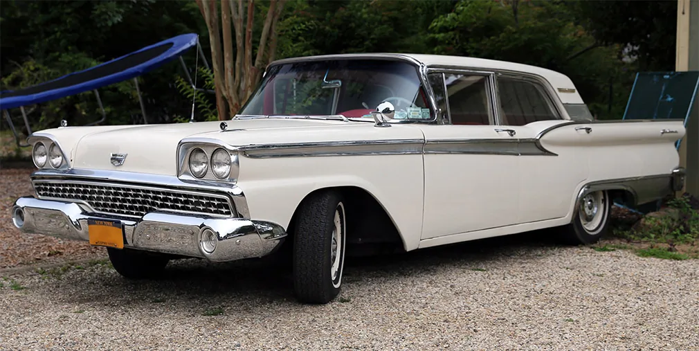 Ford Fairlane 500 Galaxie Town Sedan