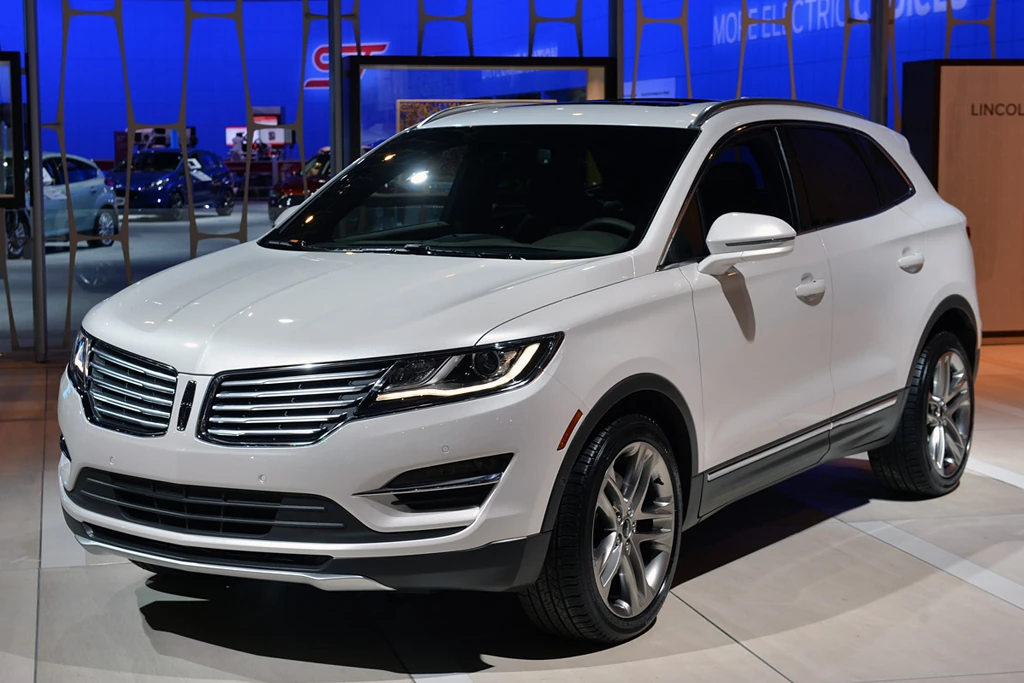 Автосалон в Лос-Анджелесе 2013: новый Lincoln MKC