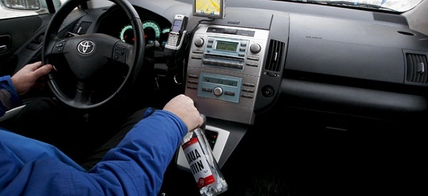 Алкоголь в авто. Можно ли за руль если вчера пил?