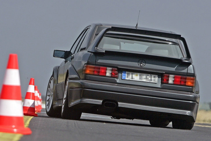 Мерседес 190