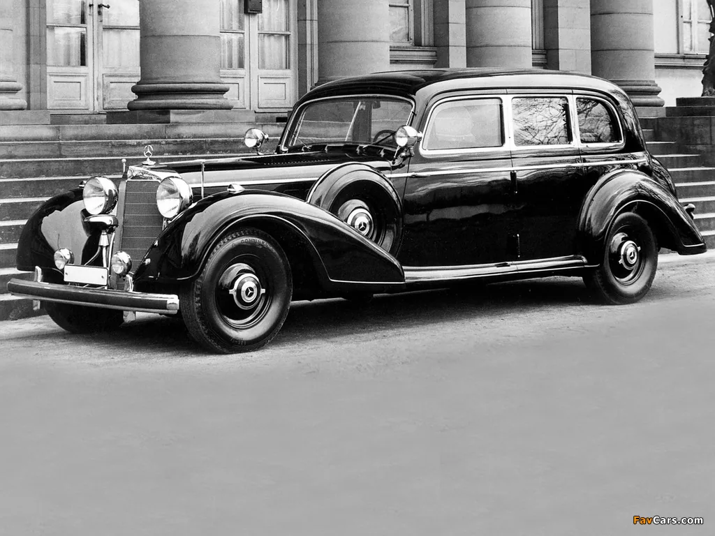Як з'явився Mercedes-Benz 770 для політичної еліти