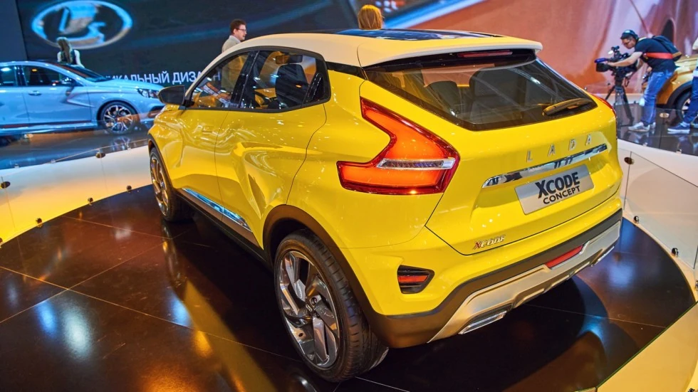 Lada XCODE. Каким будет серийный кроссовер Лада