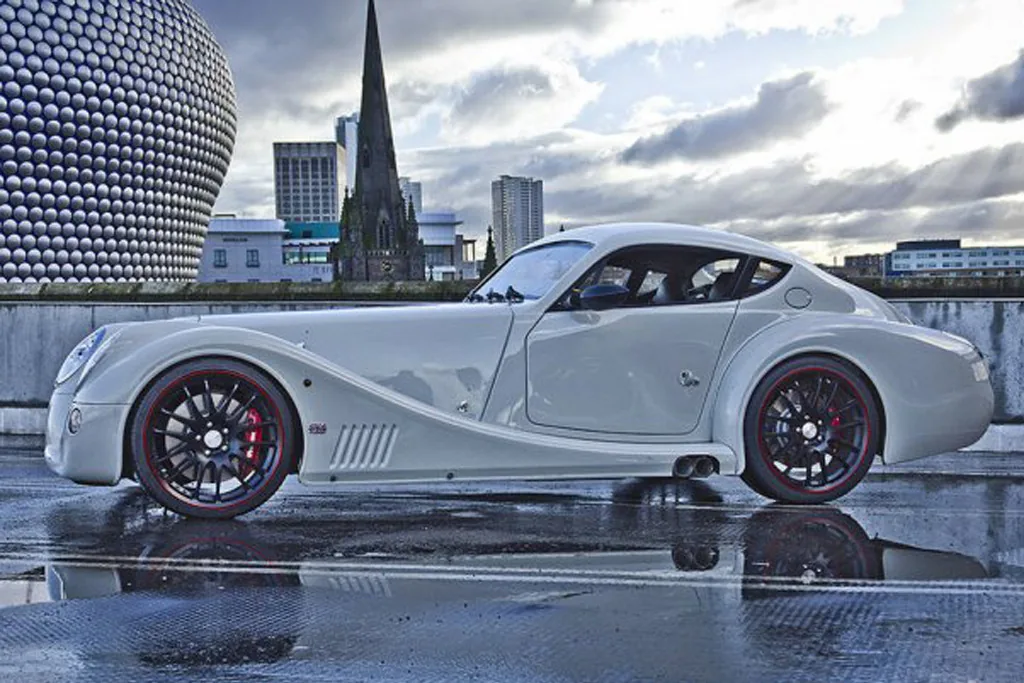 Ретро-спорткар Morgan Aero Coupe пойдет в серию