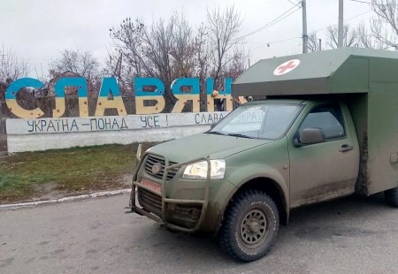 Санітарний автомобіль Богдан 2251 пройшов випробування в зоні АТО