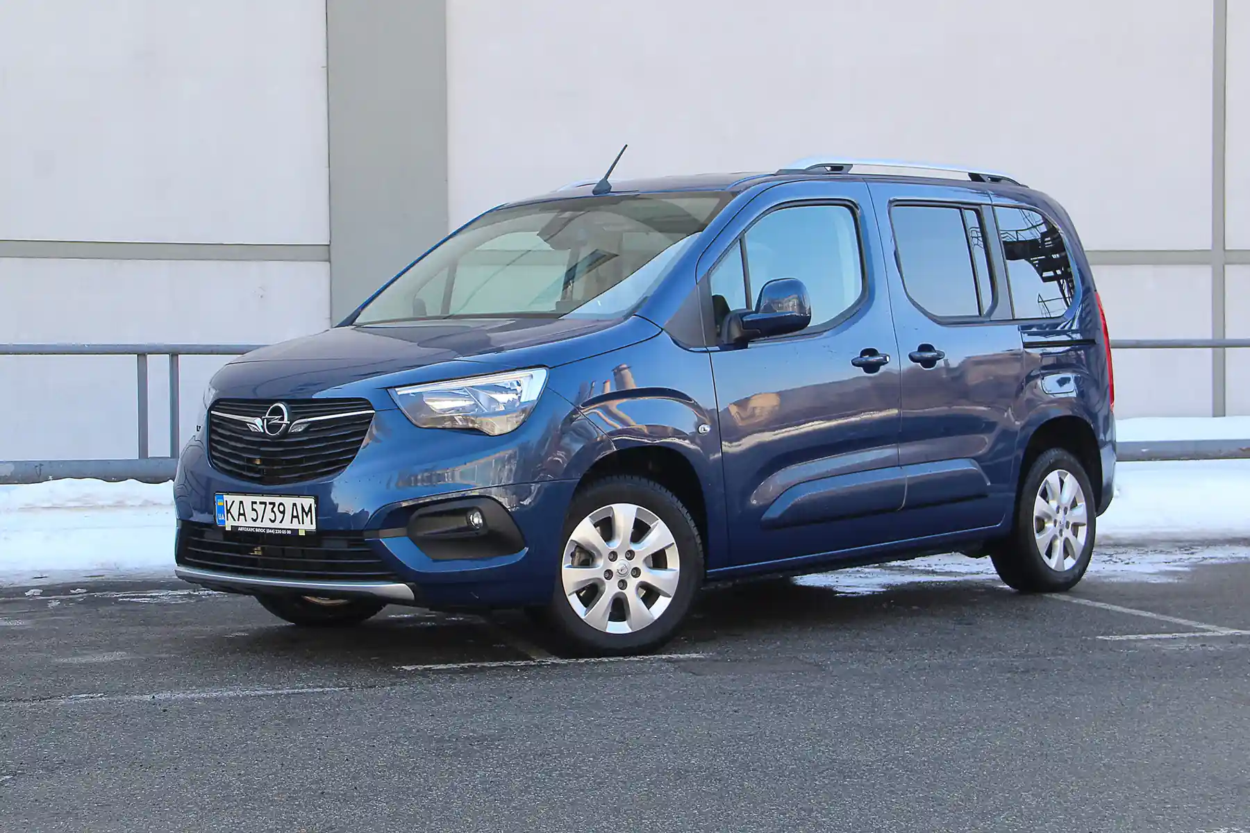 Тест-драйв Opel Combo Life: если нужен универсальный помощник (видео)