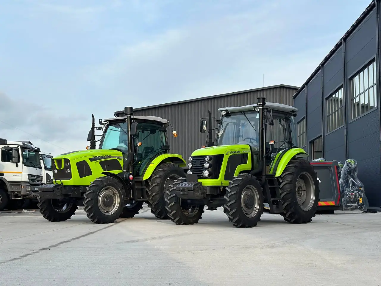 Вітчизняний виробник комунальної техніки зайнявся тракторами Zoomlion