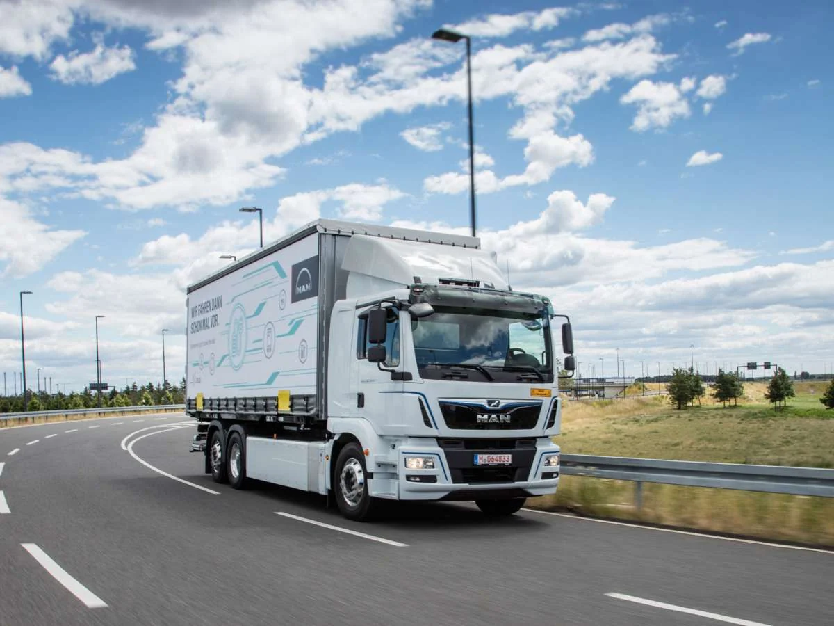 Серийный электрогрузовик MAN eTGM