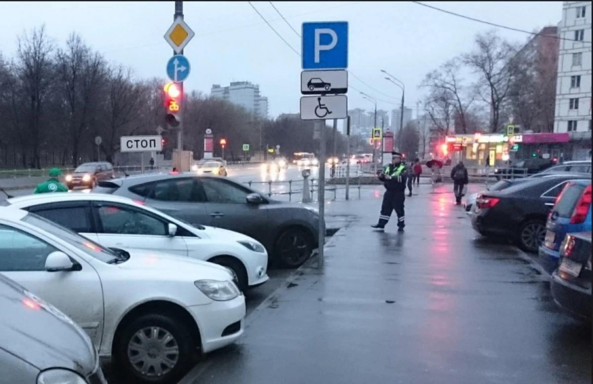 В каких случаях могут забрать авто на штрафплощадку - нарушегние правил парковки