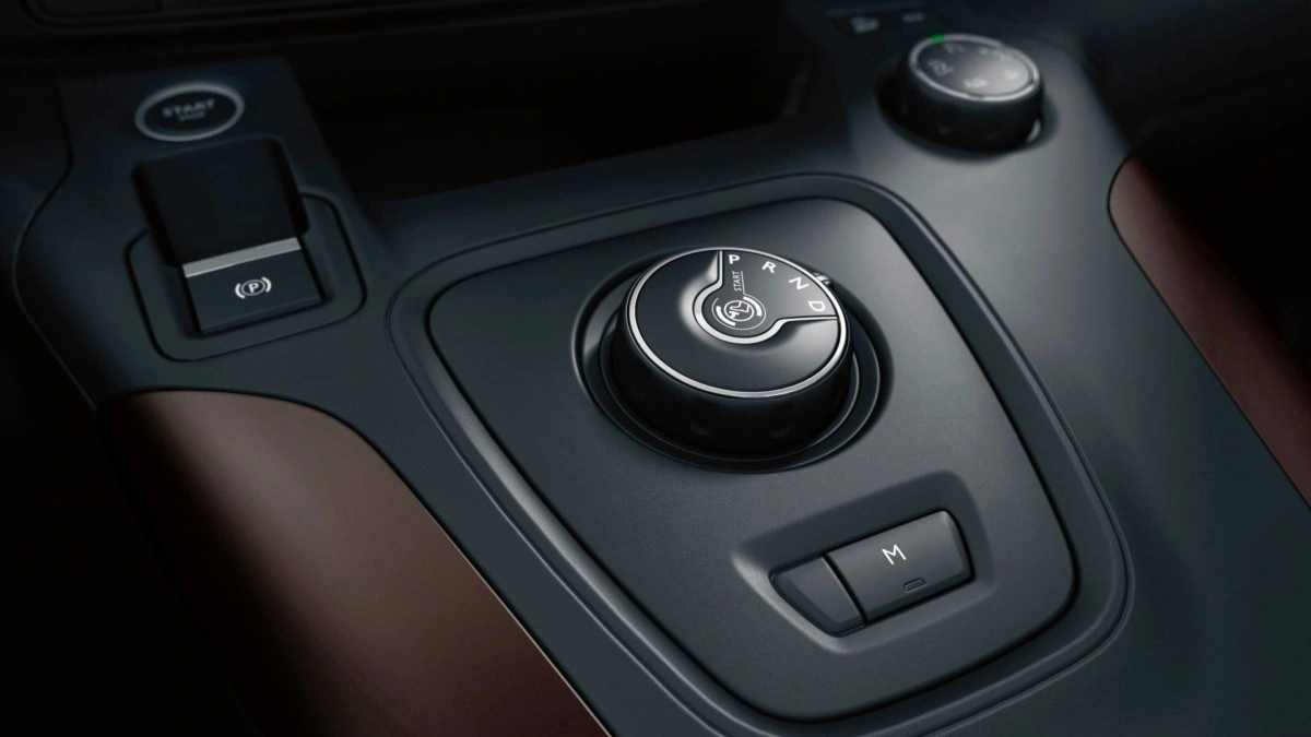 Peugeot Rifter 2018: все подробности преемника Peugeot Partner