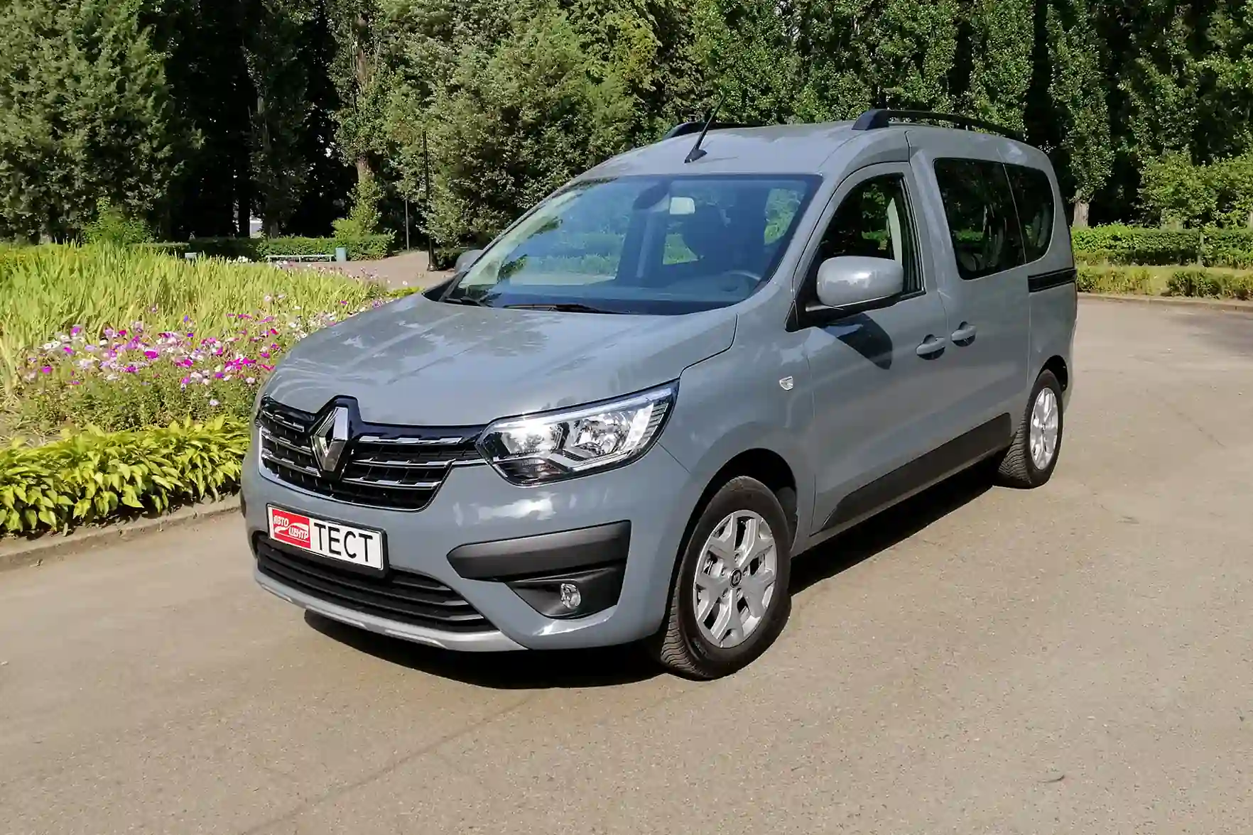 Тест-драйв Renault Express: і попрацювати, і поволонтерити (відео)