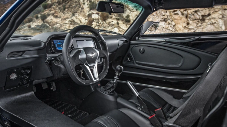rezvani-beast-alpha-interior-1