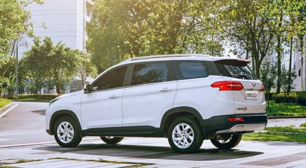 Wuling HongGuang S3: китайский кроссовер от инженеров General Motors