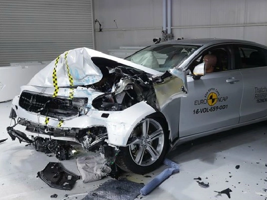 Краш-тесты EuroNCAP: успех Volvo и неожиданный результат Ford Mustang