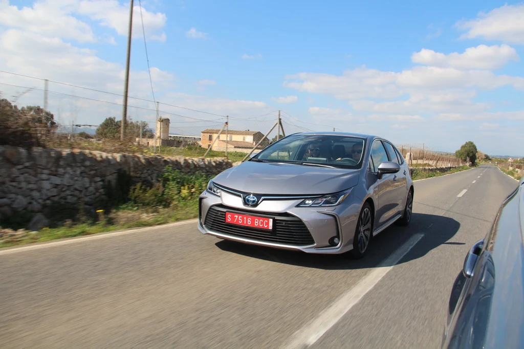 Toyota Corolla Sedan