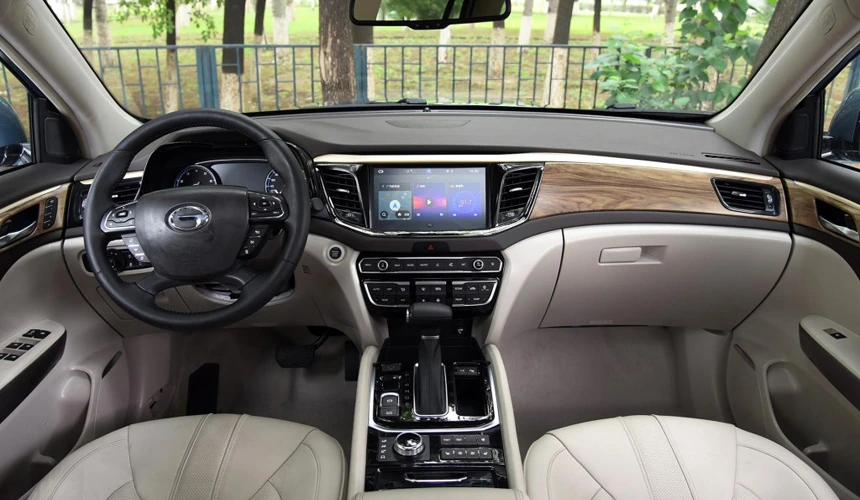 GAC Trumpchi GS8 – китайский кроссовер в стиле Mercedes GLS