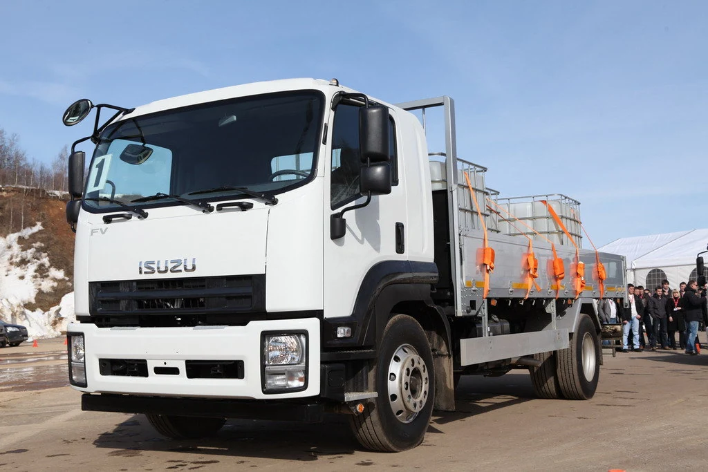 В Украине дебютируют грузовики Isuzu F-cерии