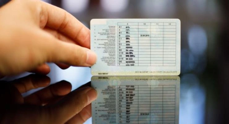 В Украине изменился алгоритм получения водительского удостоверения (видео)