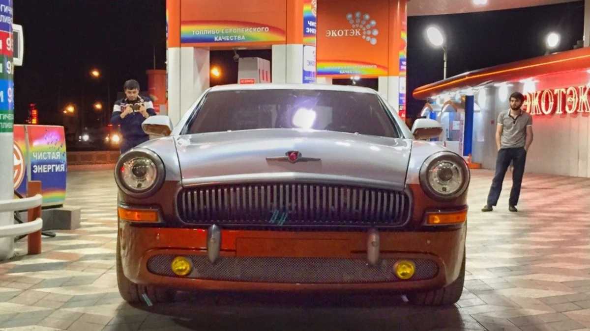 Купе Волга 21 из заряженного Mercedes CL55 AMG