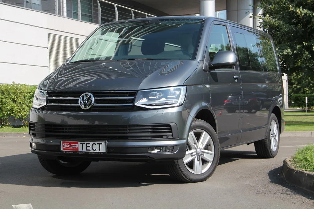 Внешность Volkswagen Multivan 2018 вид спереди