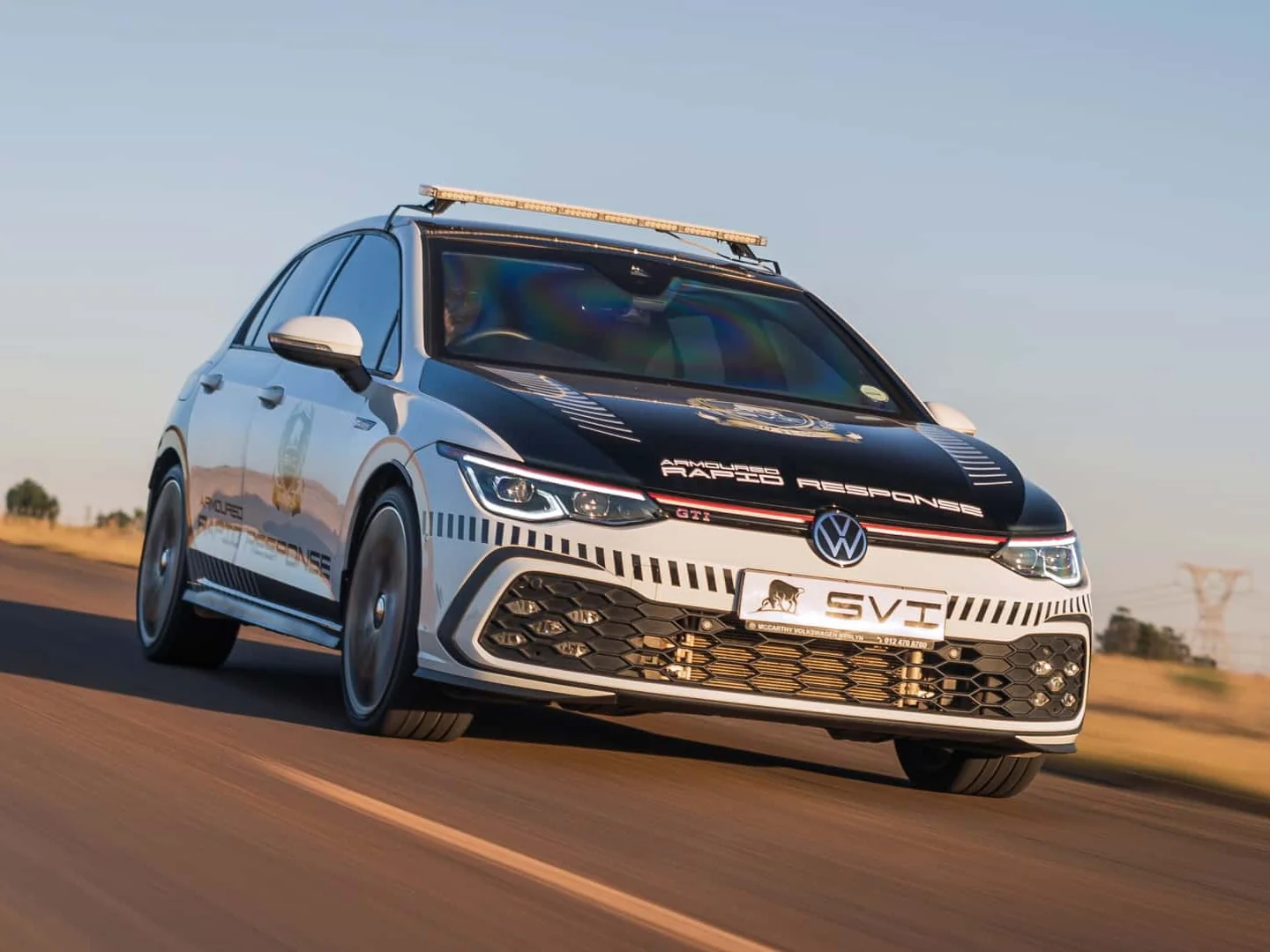 SVI Engineering анонсував броньований VW Golf