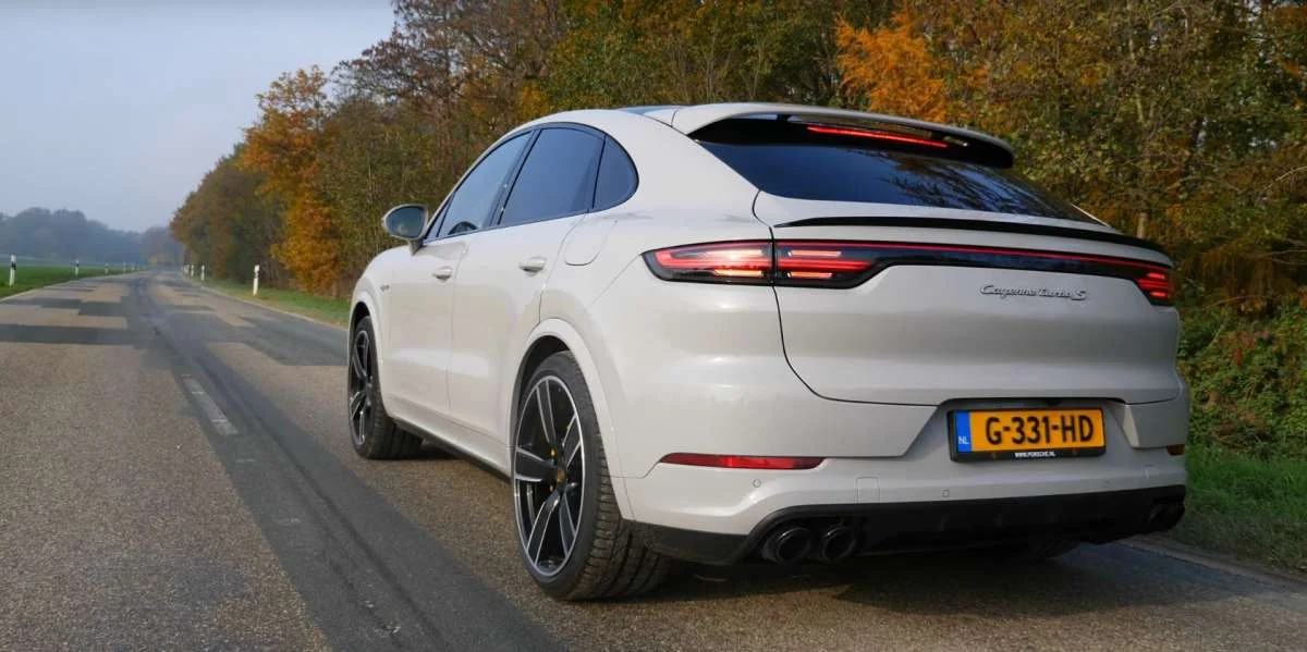 orsche Cayenne Coupe Turbo S E-Hybrid