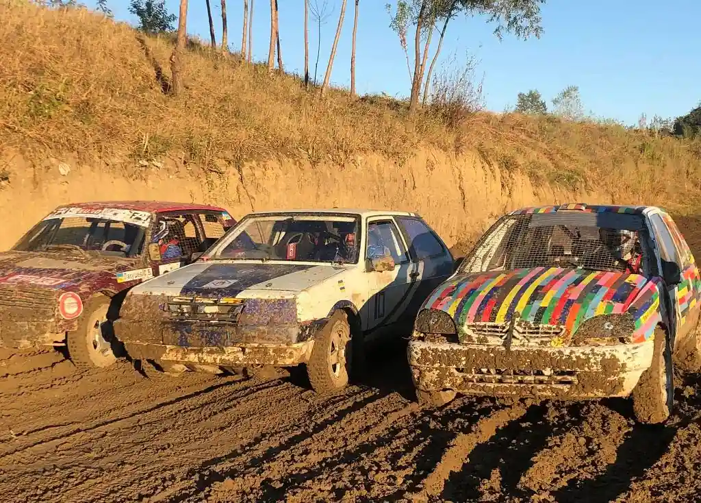 Скільки ж років ще ми будемо експлуатувати галогенні лампи в своїх машинах?