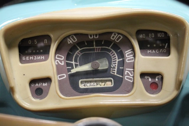 Горбатый Запорожец в Америке - по цене Форд Мустанг 