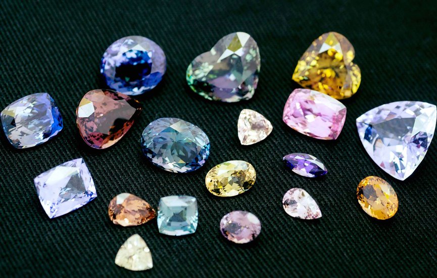 Gibbs-Farm-African-Galleria-Tanzanite