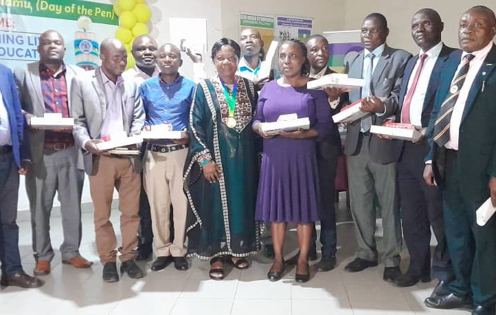 OBR-donates-IT-tablets-to-selected-Secondary-Schools-in-Kasese