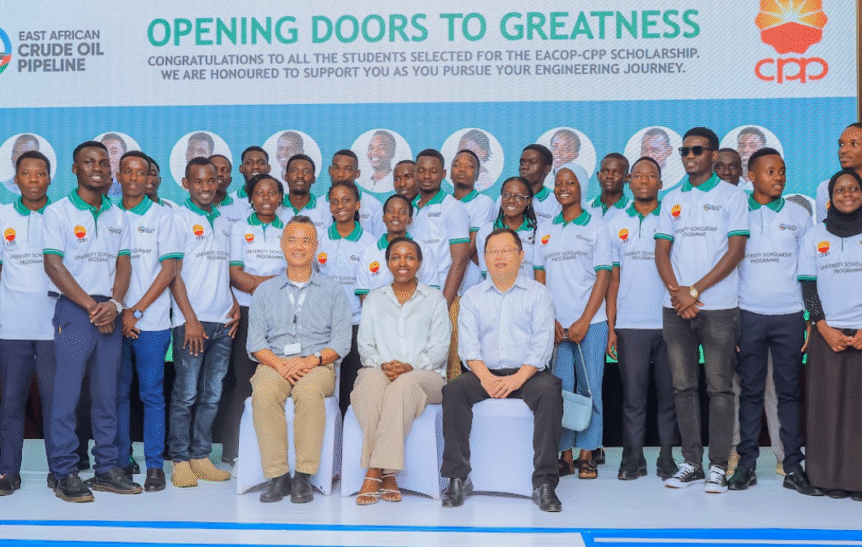 Oil-and-gas-students-872x547