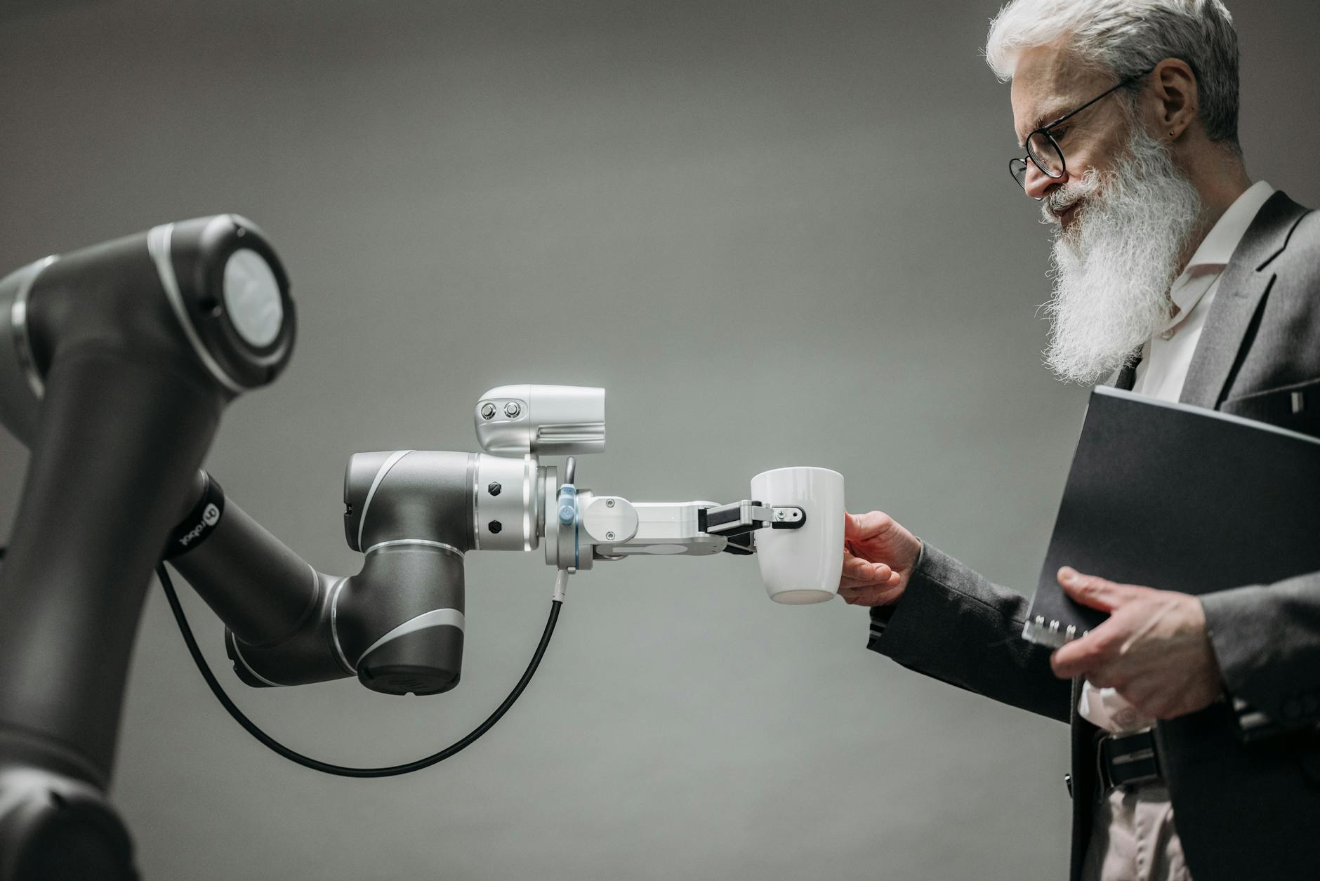 How AI agents are changing everyday digital work gallery image 1