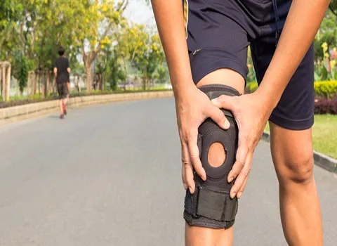 الشراء بالجملة دعامات الركبة لكبار السن بأفضل الظروف