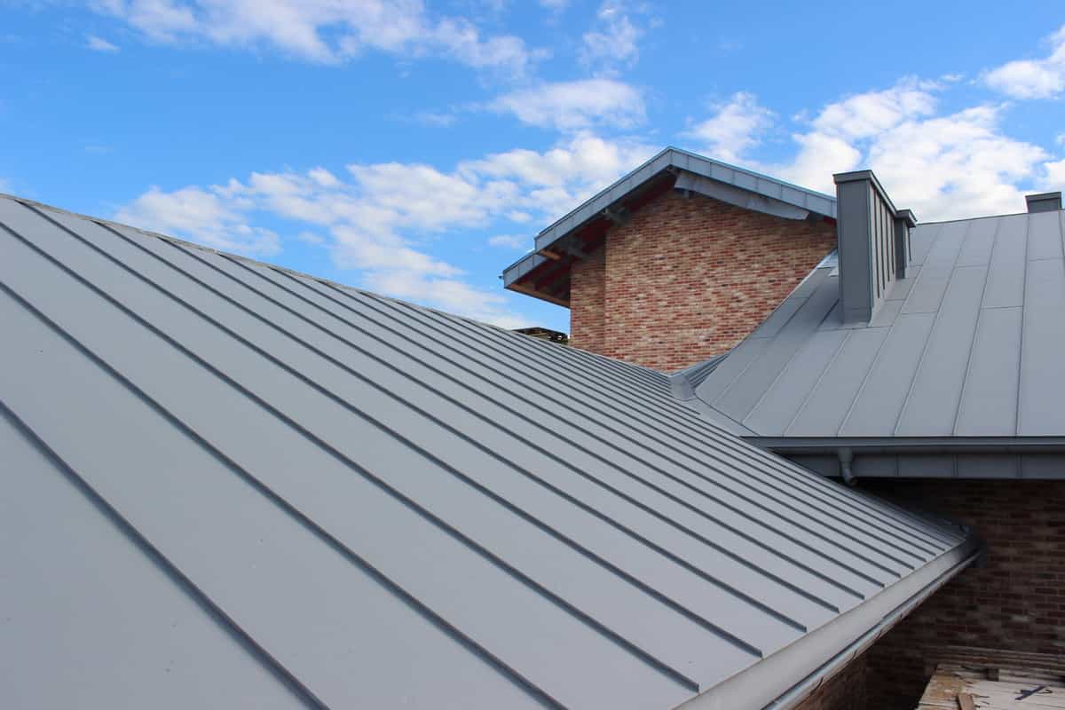 تقديم أنواع بلاط السطح + سعر الشراء لليوم