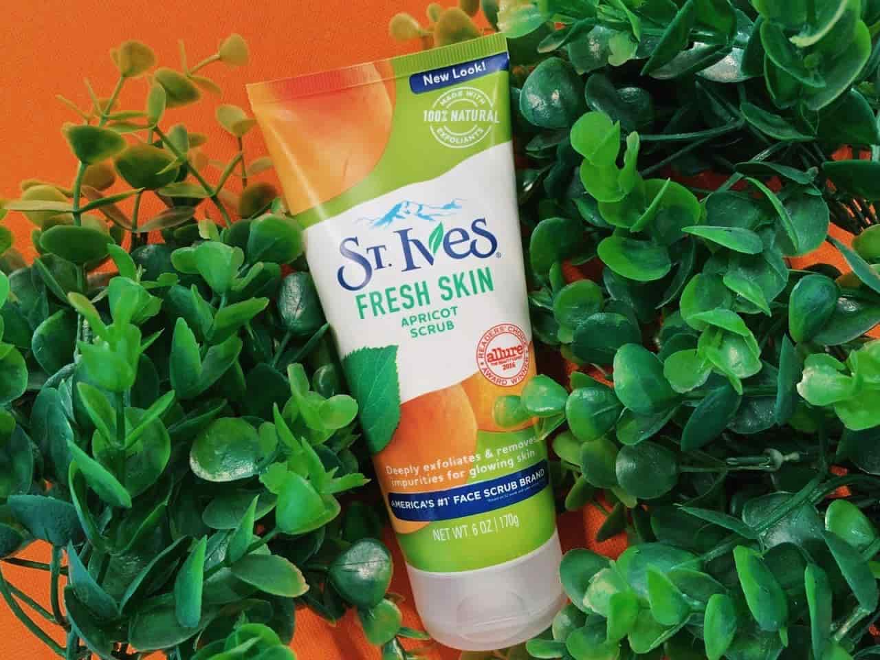 سكراب ستيفز بالمشمش؛ وظيفته تفتيح البشرة مناسب للبشرة الدهنية scrap