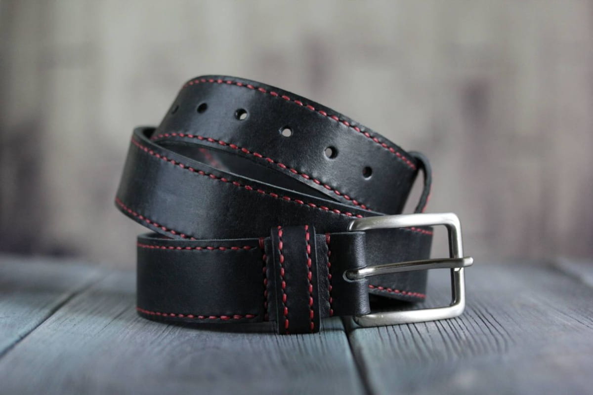 حزام جلد اسود؛ الصناعي الطبيعي متين الأبازيم جميع الأعمار