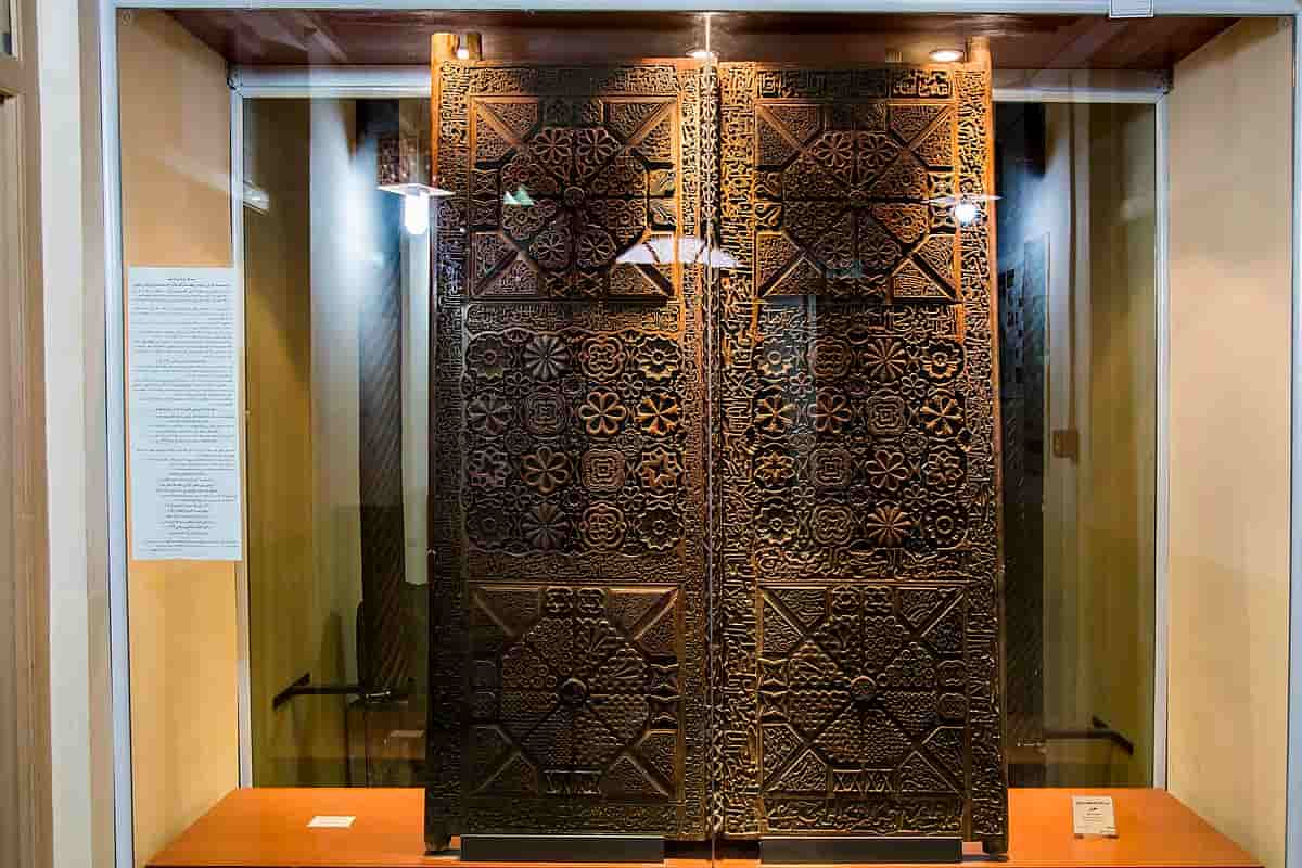 باب قص ليزر؛ إطارات لموقف السيارات مظهر الحديث CNC