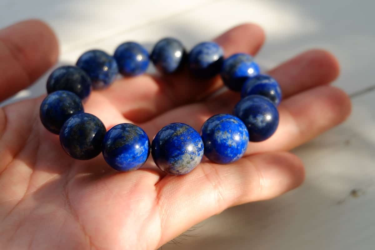 حجر اللازورد الأصلي؛ ازرق مخطط أبيض زيادة البصر فلور الألمنيوم silicate